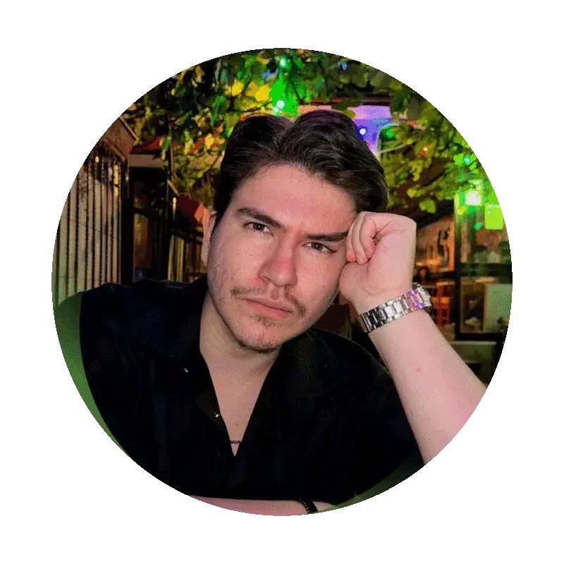 Emre Güngör'ün SPS SENUR'daki Robotic System Developer Yolculuğu