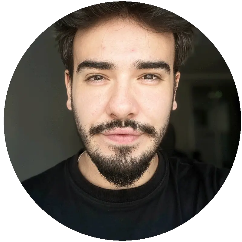 Oğuzhan Durak'ın Grafik Tasarım ve Video Kurgu Alanındaki Yolculuğu